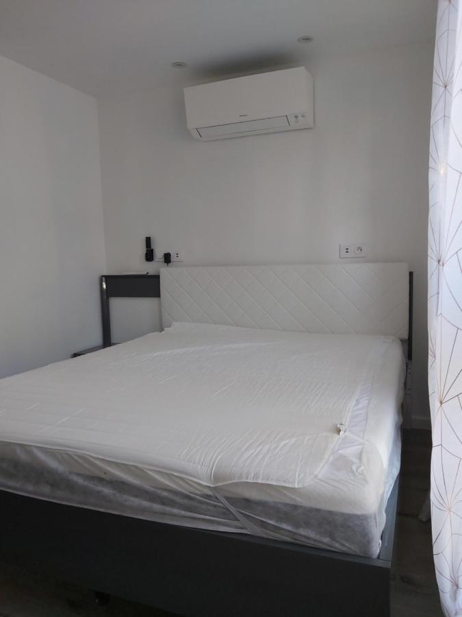 Grand T3 Piscine, Garage Centre Port Apartman Agde Kültér fotó