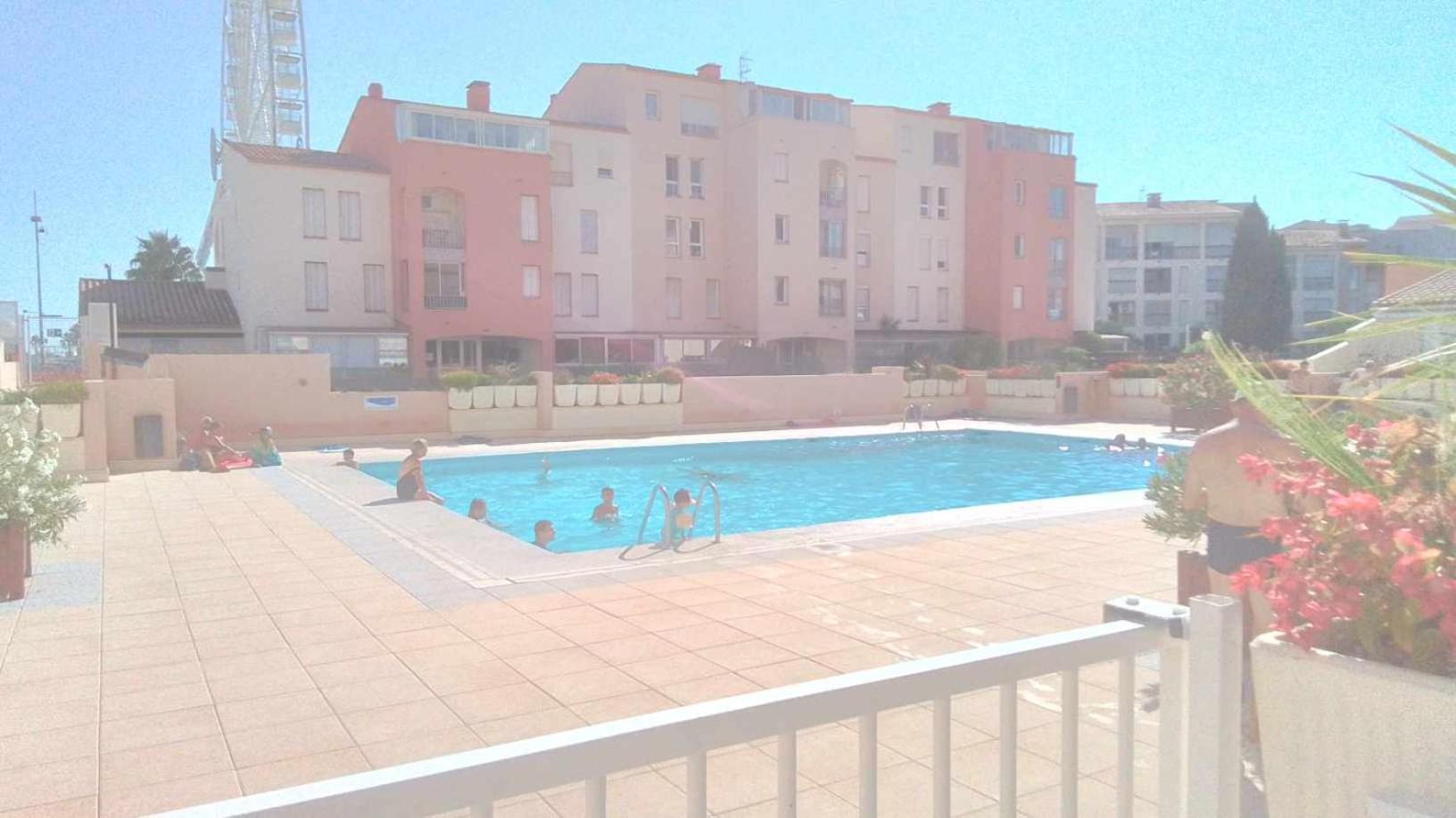 Grand T3 Piscine, Garage Centre Port Apartman Agde Kültér fotó